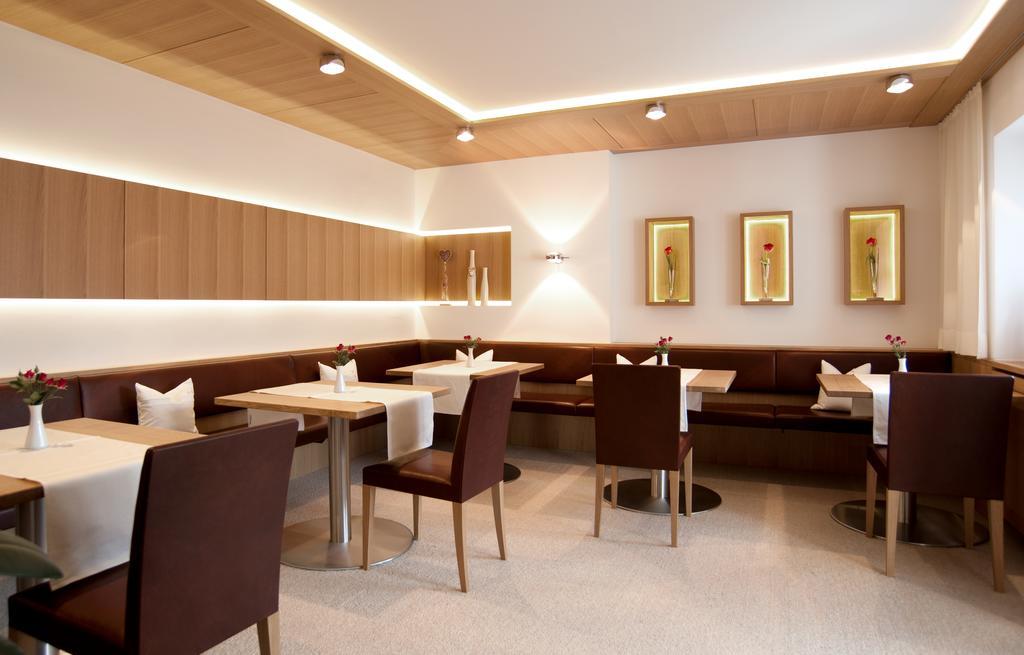 Haus Alpina Hotel Au (Vorarlberg) ภายนอก รูปภาพ