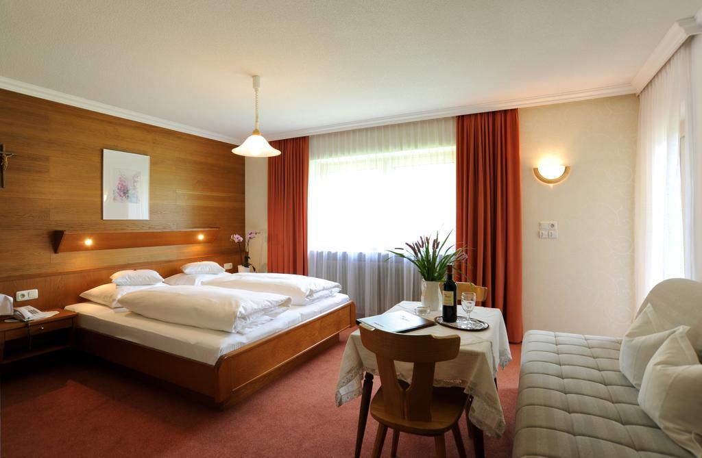 Haus Alpina Hotel Au (Vorarlberg) ห้อง รูปภาพ